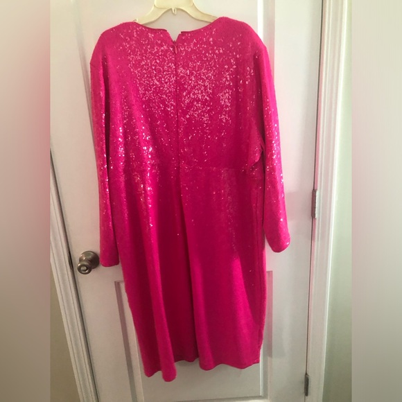 Torrid sz 26 Pink At The Knee Sequin Strong Shoulder Dress NWT - Picture 8 of 8